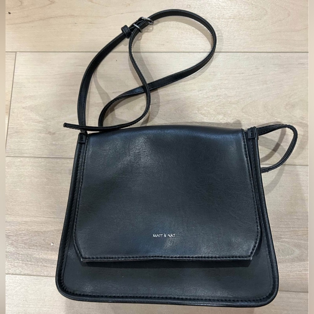 Matt & Nat Black Crossbody Bag